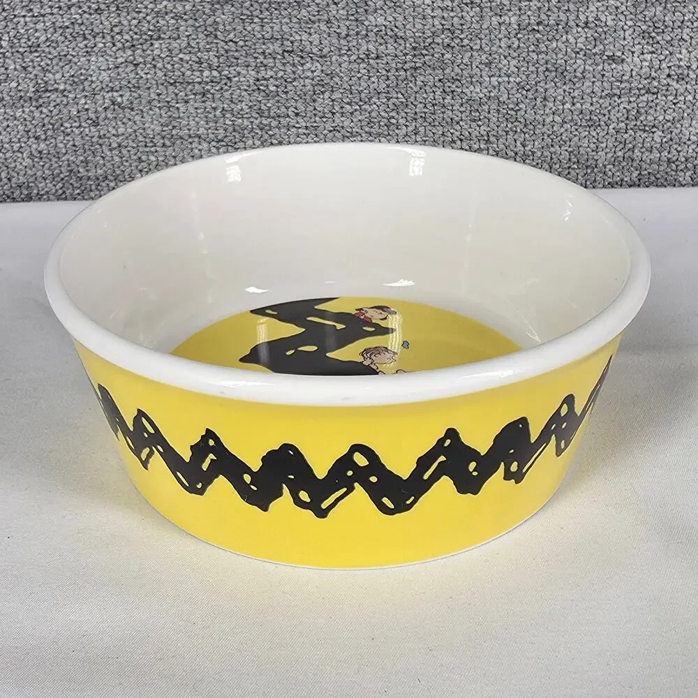 PEANUTS PET BOWL – CHARLIE BROWN & FRIENDS – 5